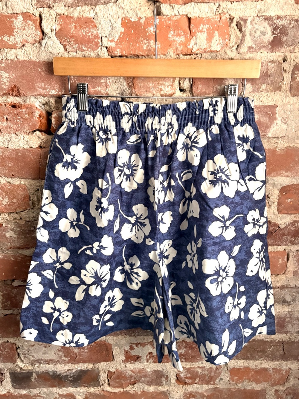 Vintage Modern Essentials Cotton High Waisted Hawaiian Shorts Blue Floral
